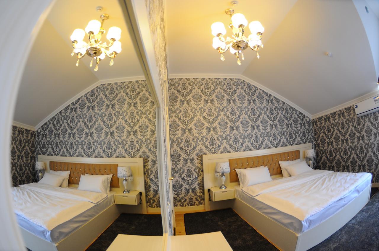 Hotel Afrosiyob Qarshi Bagian luar foto